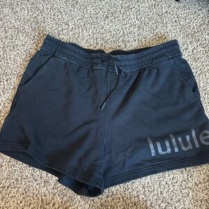 Lululemon scuba shorts